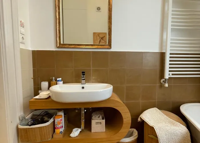 Lägenhet Amber Pearl 2 And 2 Bathrooms At Kalvin Square *