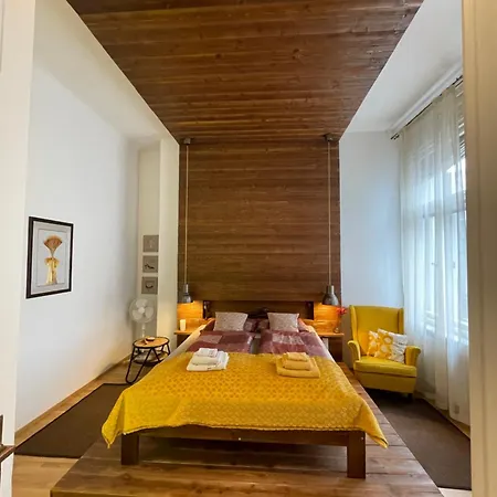 Amber Pearl 2 And 2 Bathrooms At Kalvin Square * Будапешт