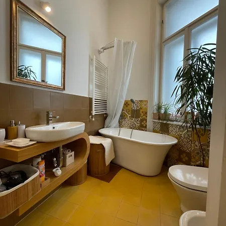 Amber Pearl 2 And 2 Bathrooms At Kalvin Square 아파트 부다페스트